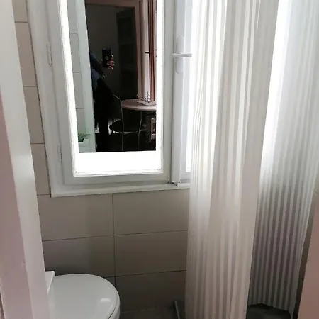 Jelena 贝尔格莱德